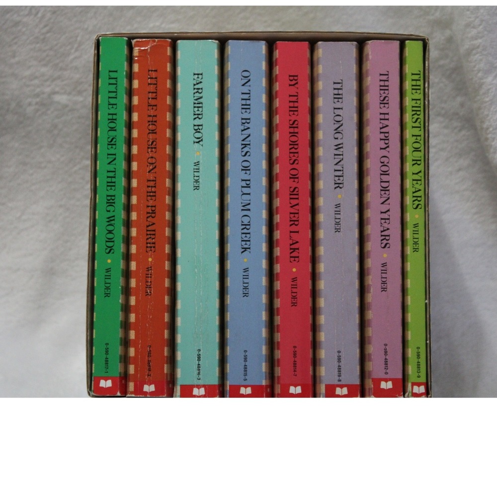 Little House Laura Ingalls Wilder 8 Book Scholastic Paperback Set Gingham Box